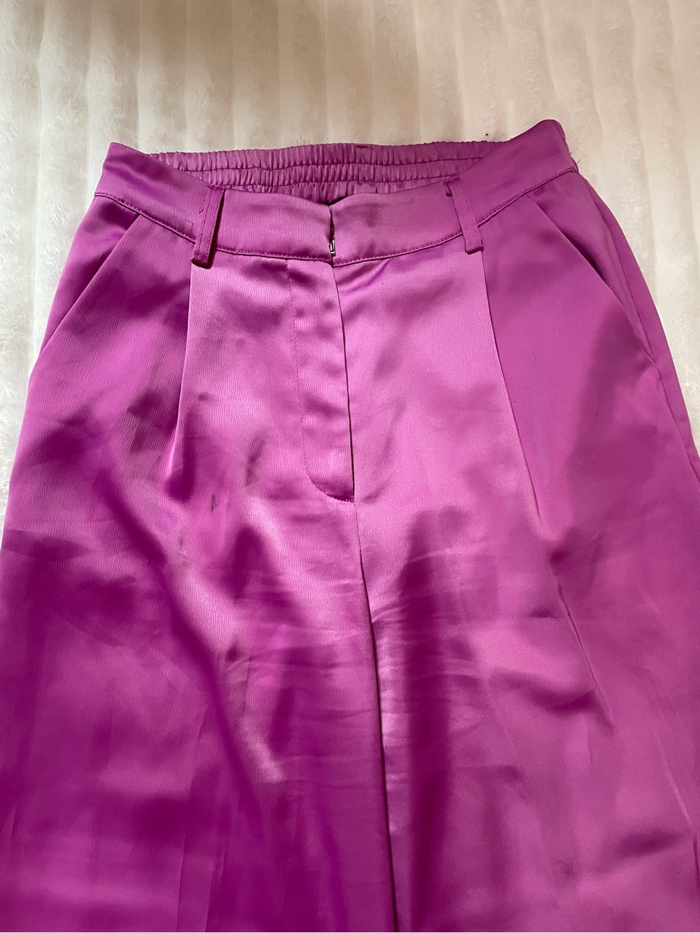 House of Harlow 1960 Wide Leg Satin Pants in Fuchsia - Picture 10 of 14